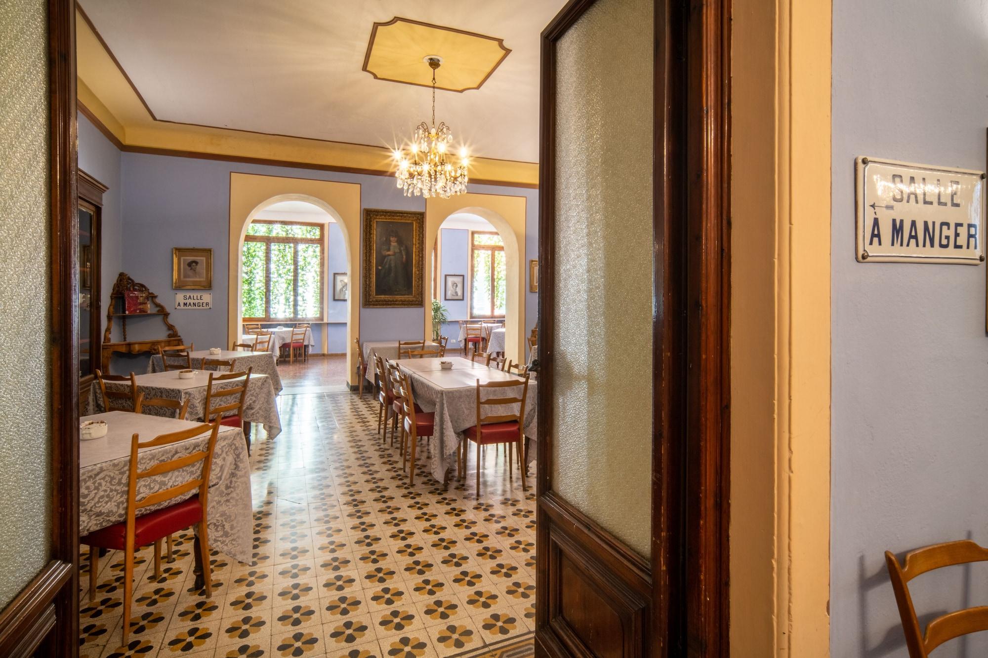 Bar/Salón Royal Victoria Hotel