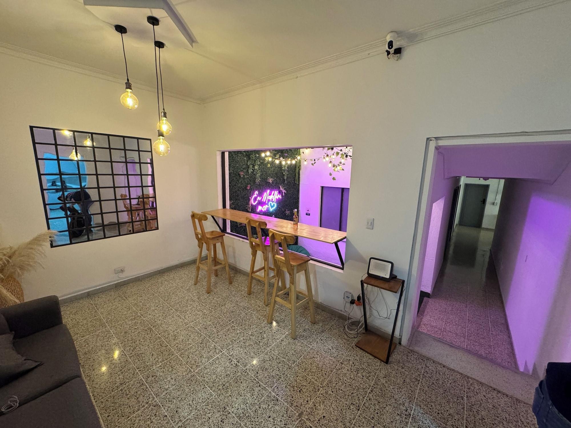 Varios Rustik House