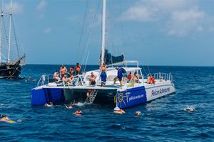 Actividad - Crucero Brunch con Champagne y Aqua Safari en Aruba