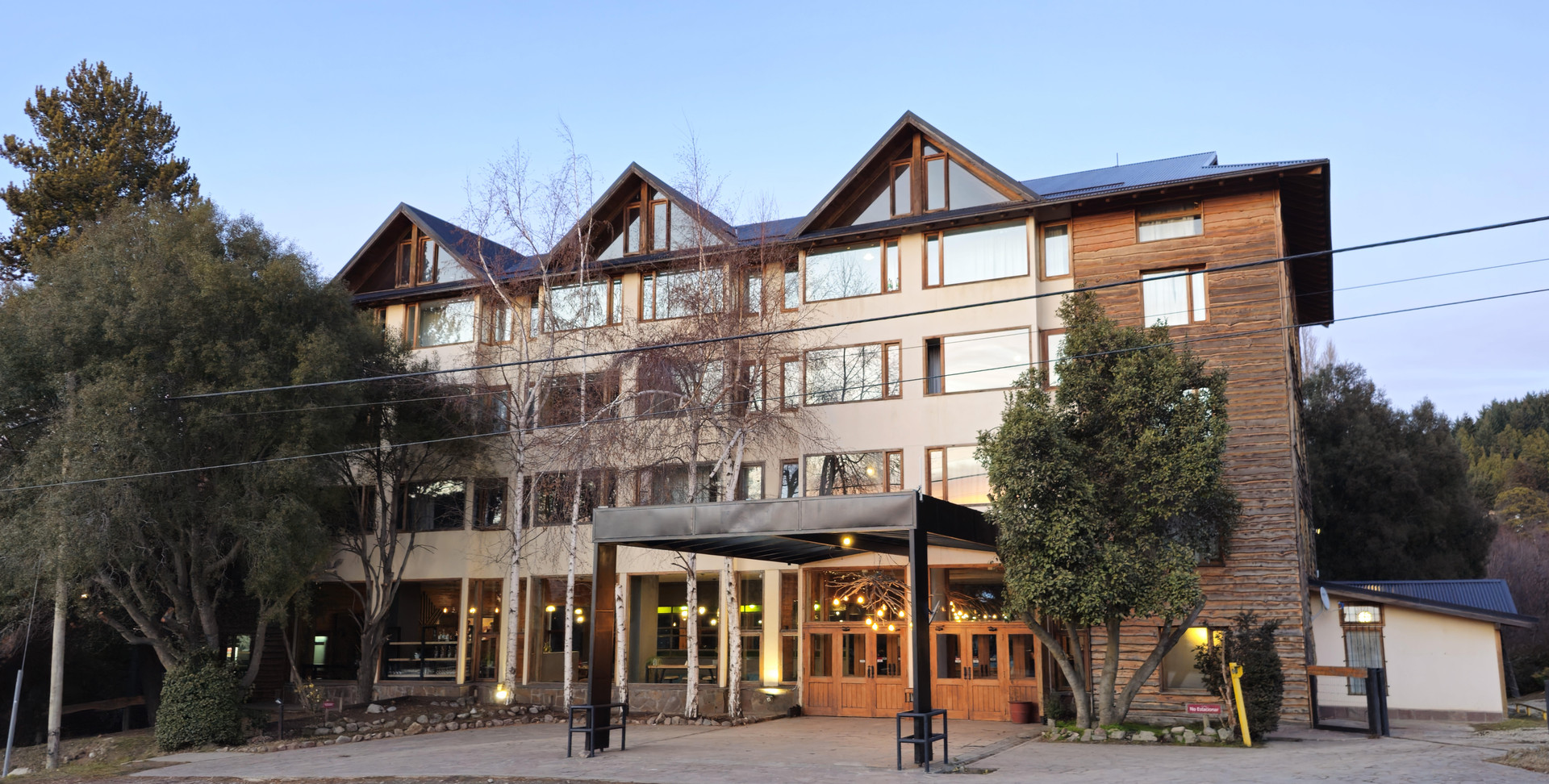 Vista Exterior Pioneros Suites by Grupo Tierra Gaucha
