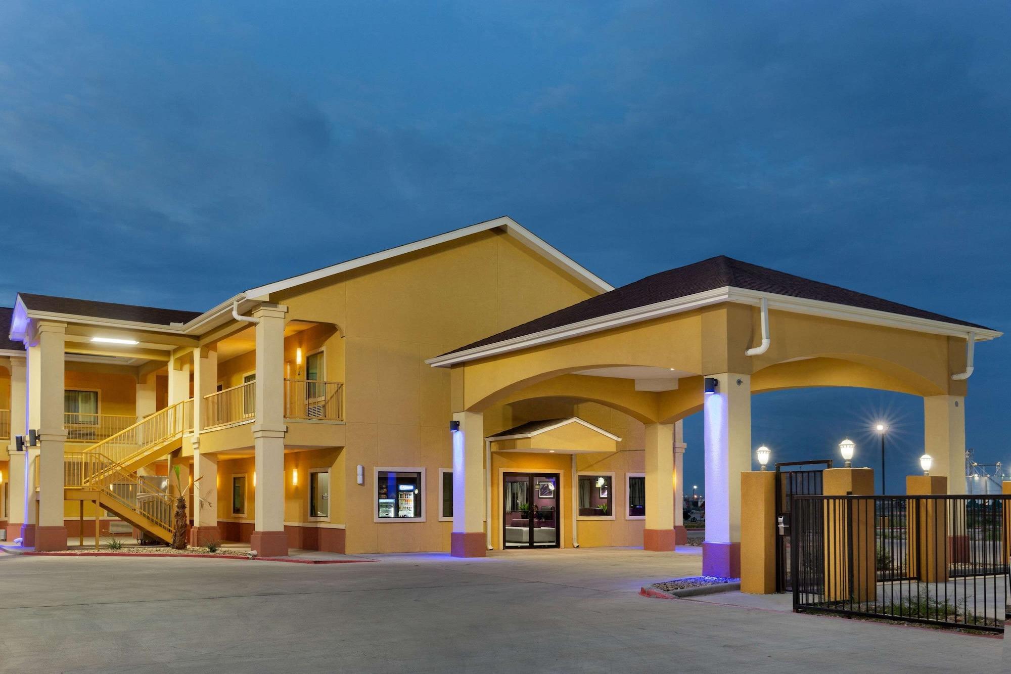 Varios Days Inn by Wyndham Odessa