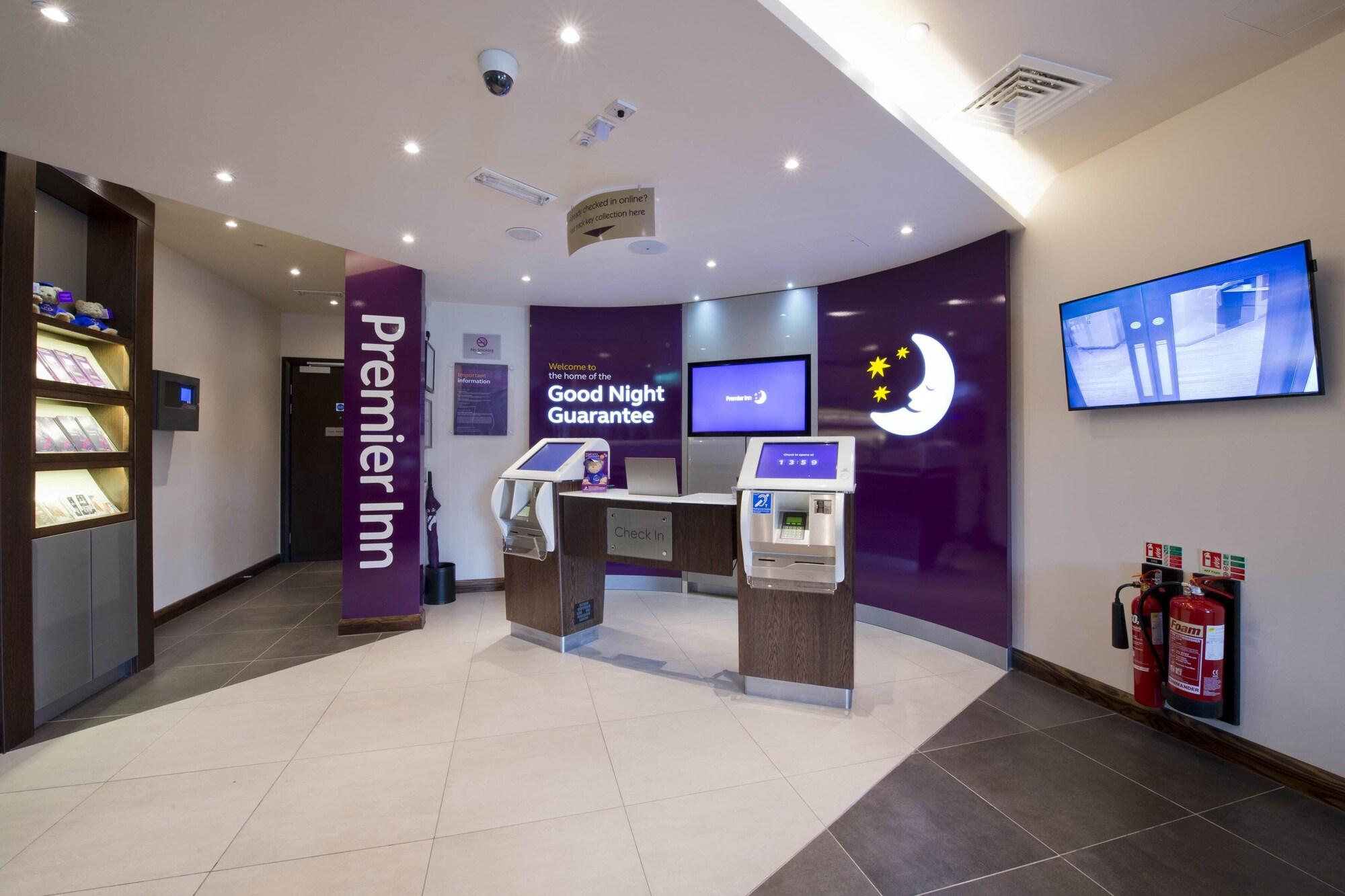 Vista Lobby Premier Inn London Brixton