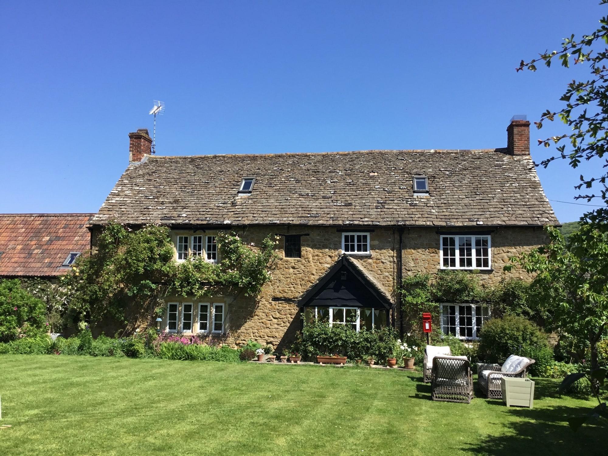 Varios Forthay Bed and Breakfast