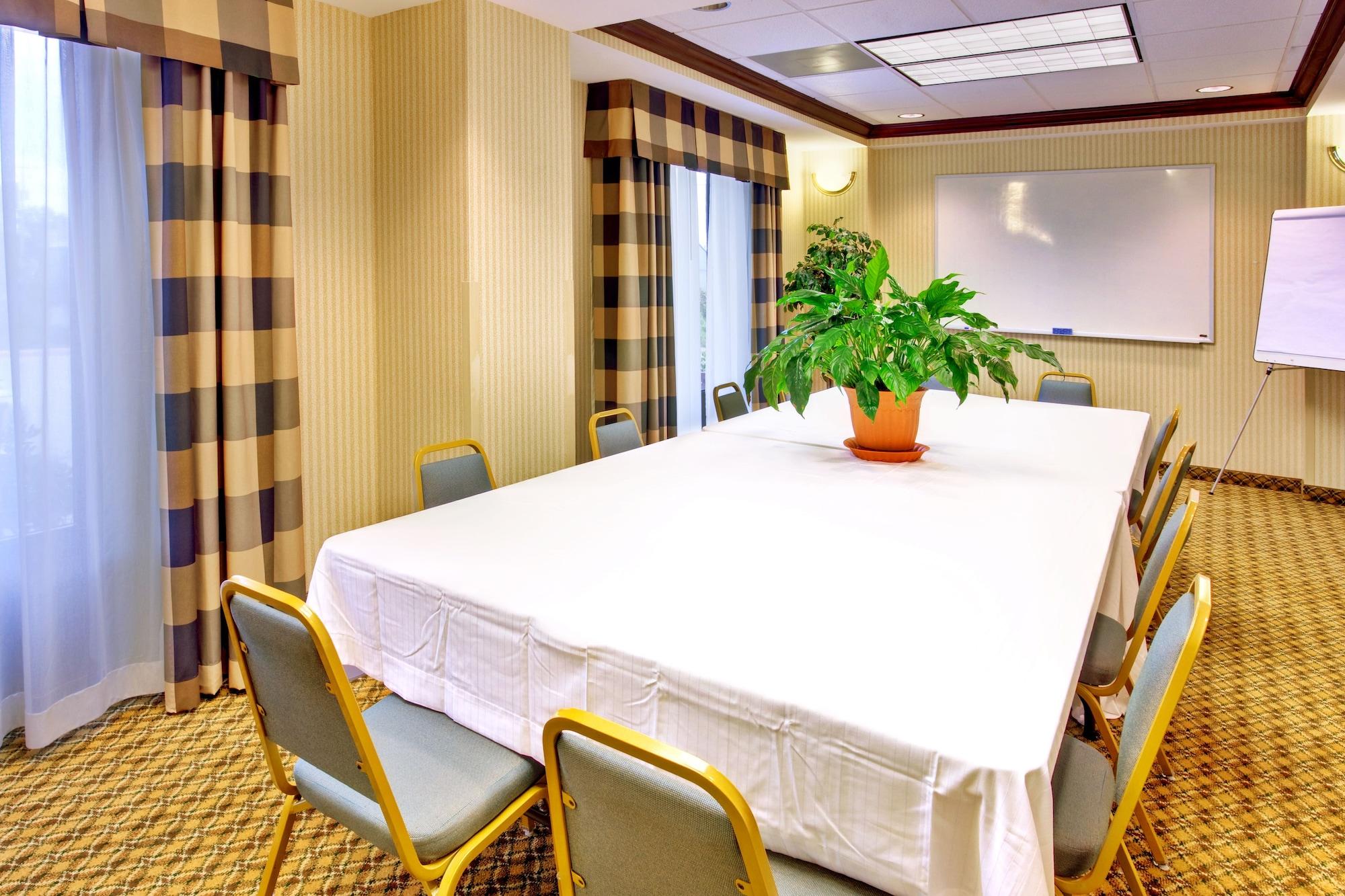 Sala de Reuniones Holiday Inn Express & Suites - Greenwood by IHG