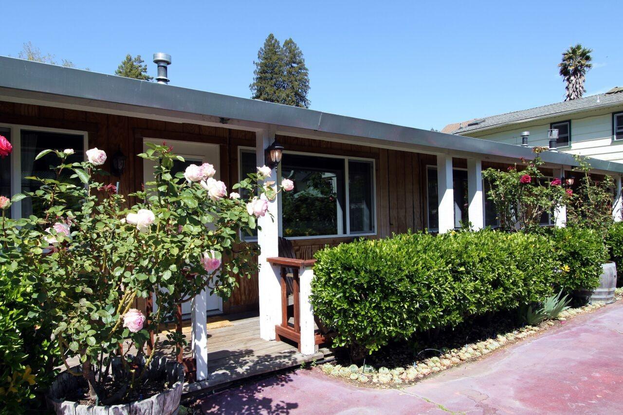 Varios The Woods Hotel - Gay LGBTQ Cabins