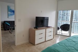 Alquiler Vacacional - Spacious one bedroom in Miami Brickell.