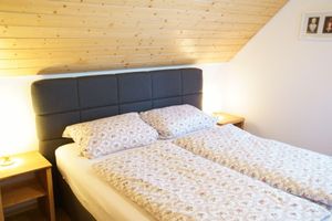 Alquiler Vacacional - The apartment "Karlstein" offers on 52m ² space for two to four people