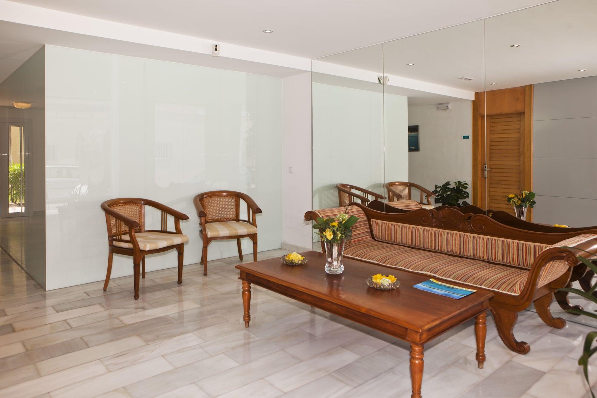 Vista Lobby Hotel Isla de Cabrera