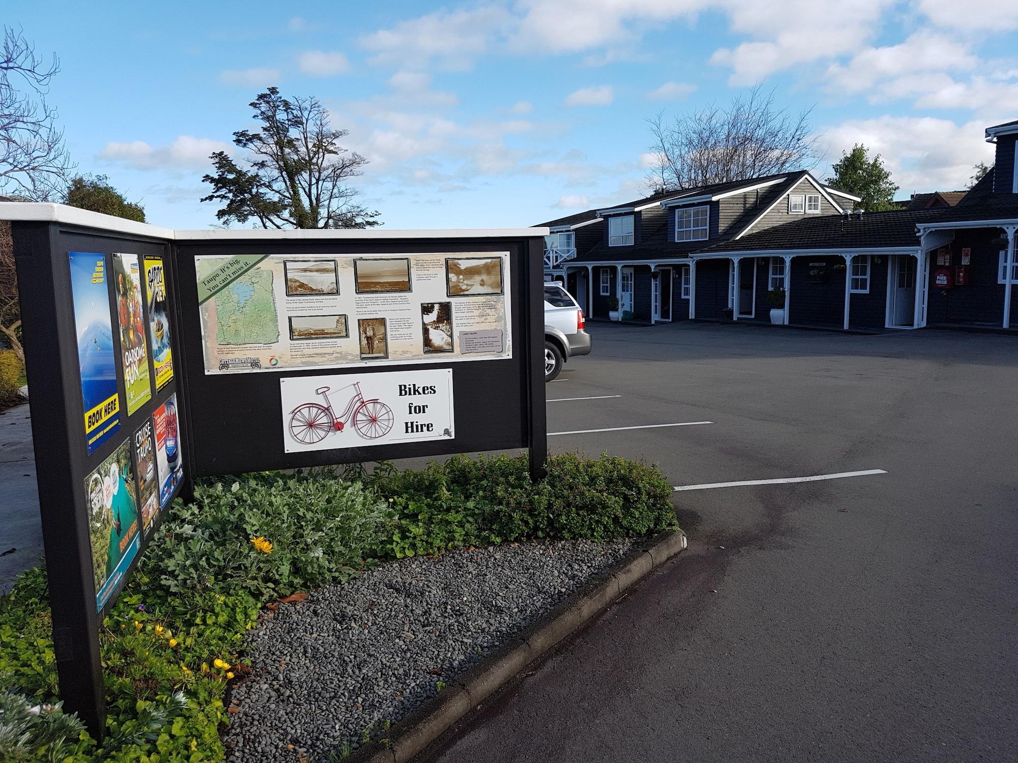 Varios Cottage Mews Motel