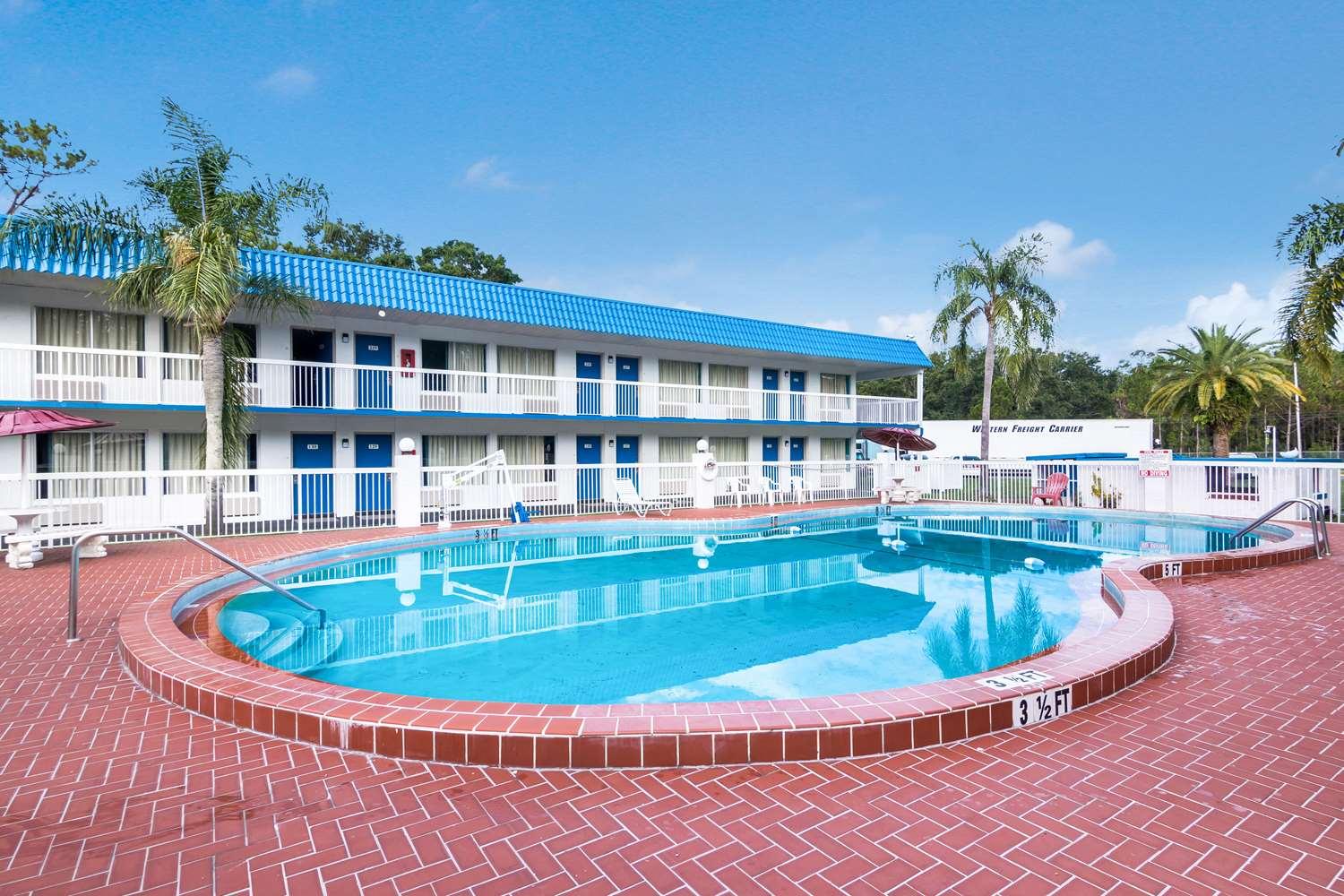 Pool view Motel 6 Daytona Beach, FL- Speedway