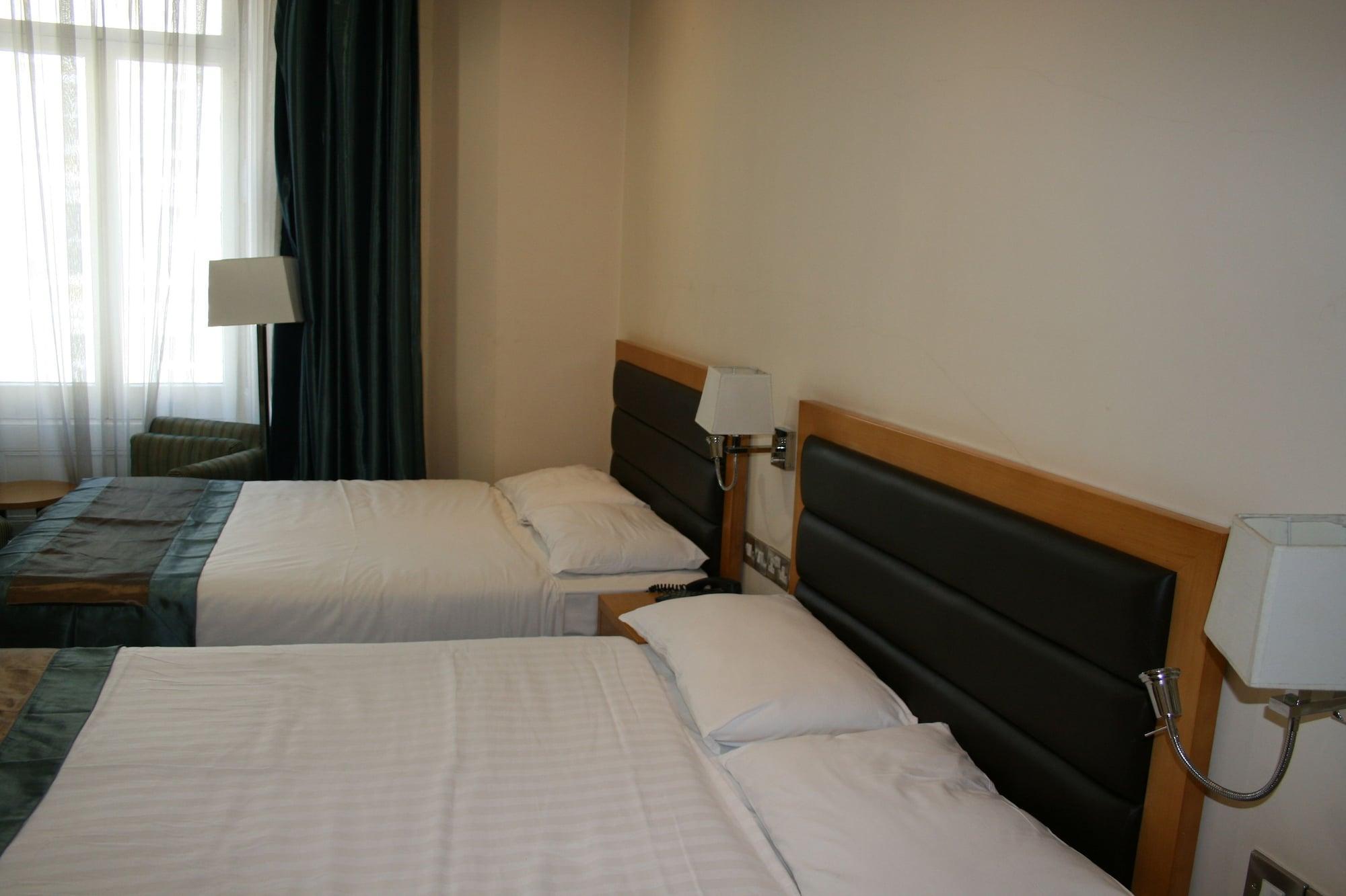 Instalaciones Recreativas Cromwell International Hotel