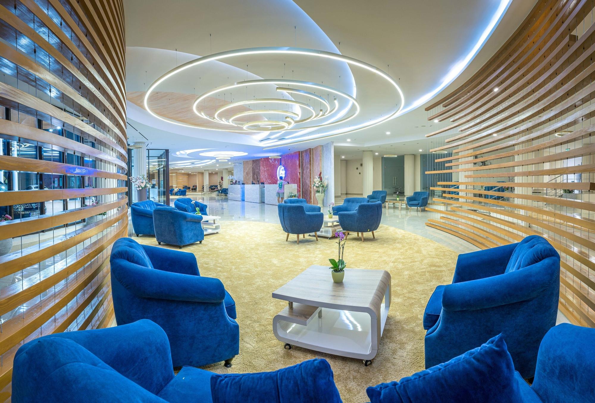 Vista Lobby Mera Onix Cap Aurora