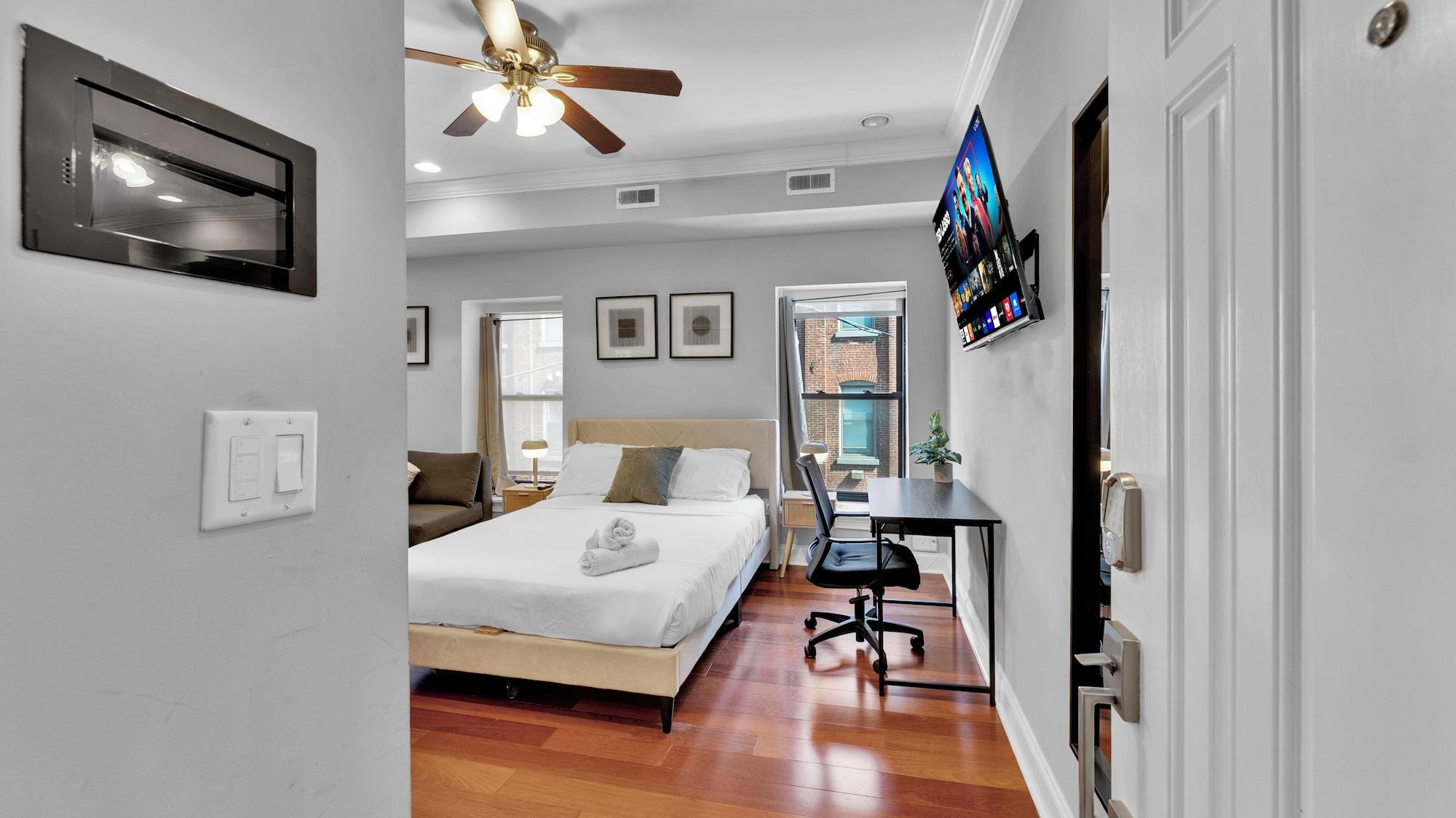 Vista Lobby Apartmint at 1149E N 3rd St Philadelphia
