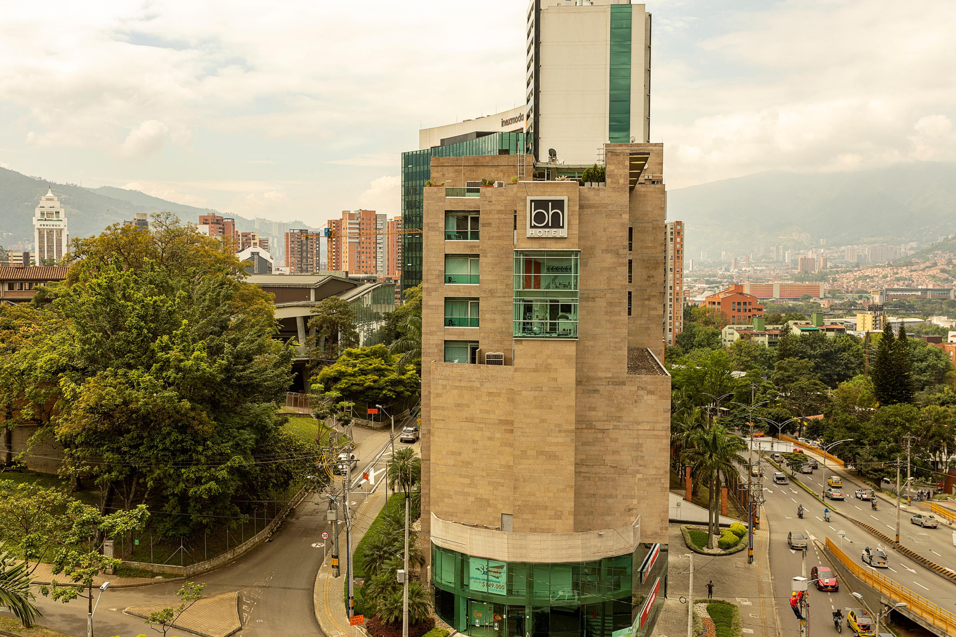 Vista Exterior Hotel BH El Poblado