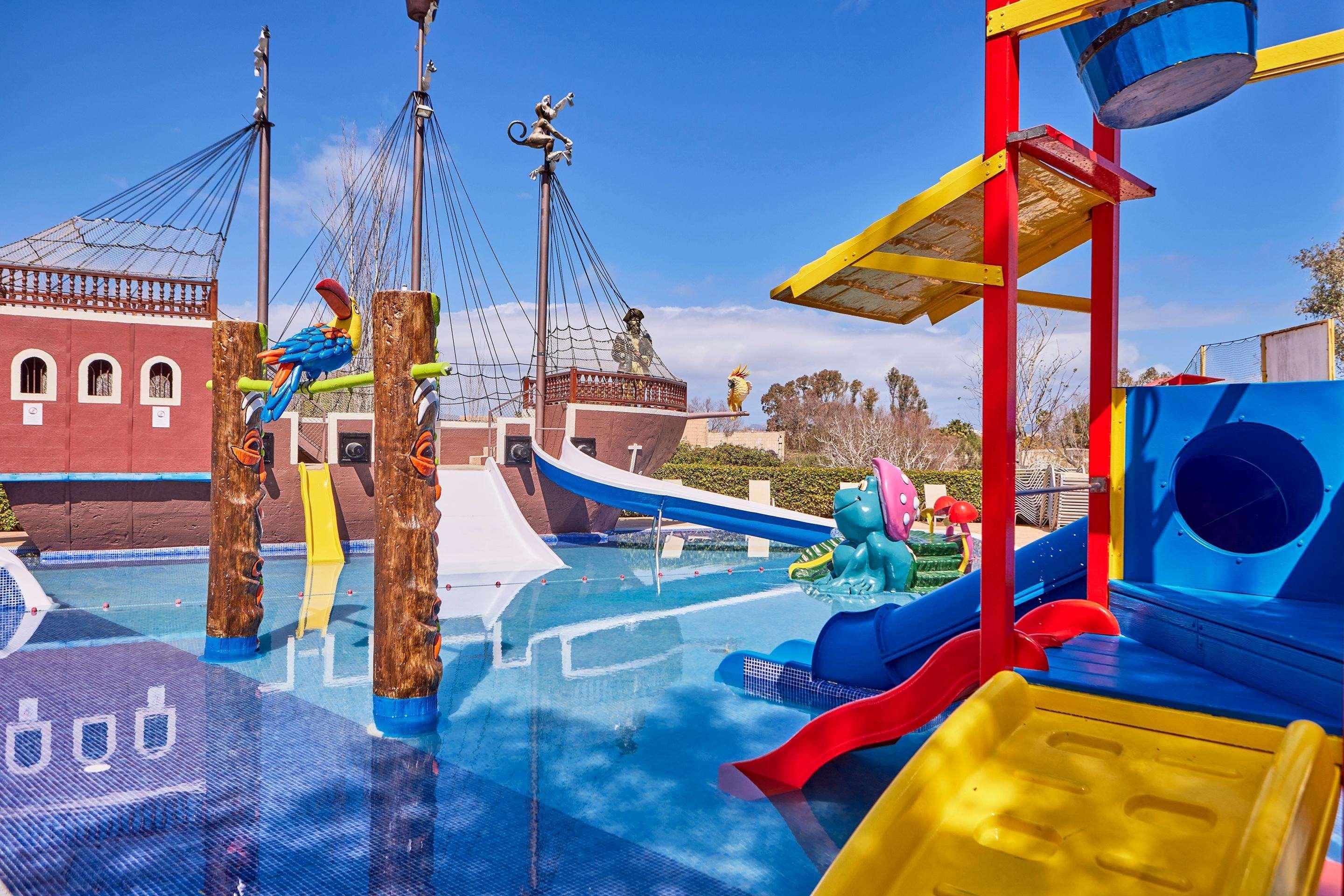 Instalaciones Recreativas Zafiro Tropic