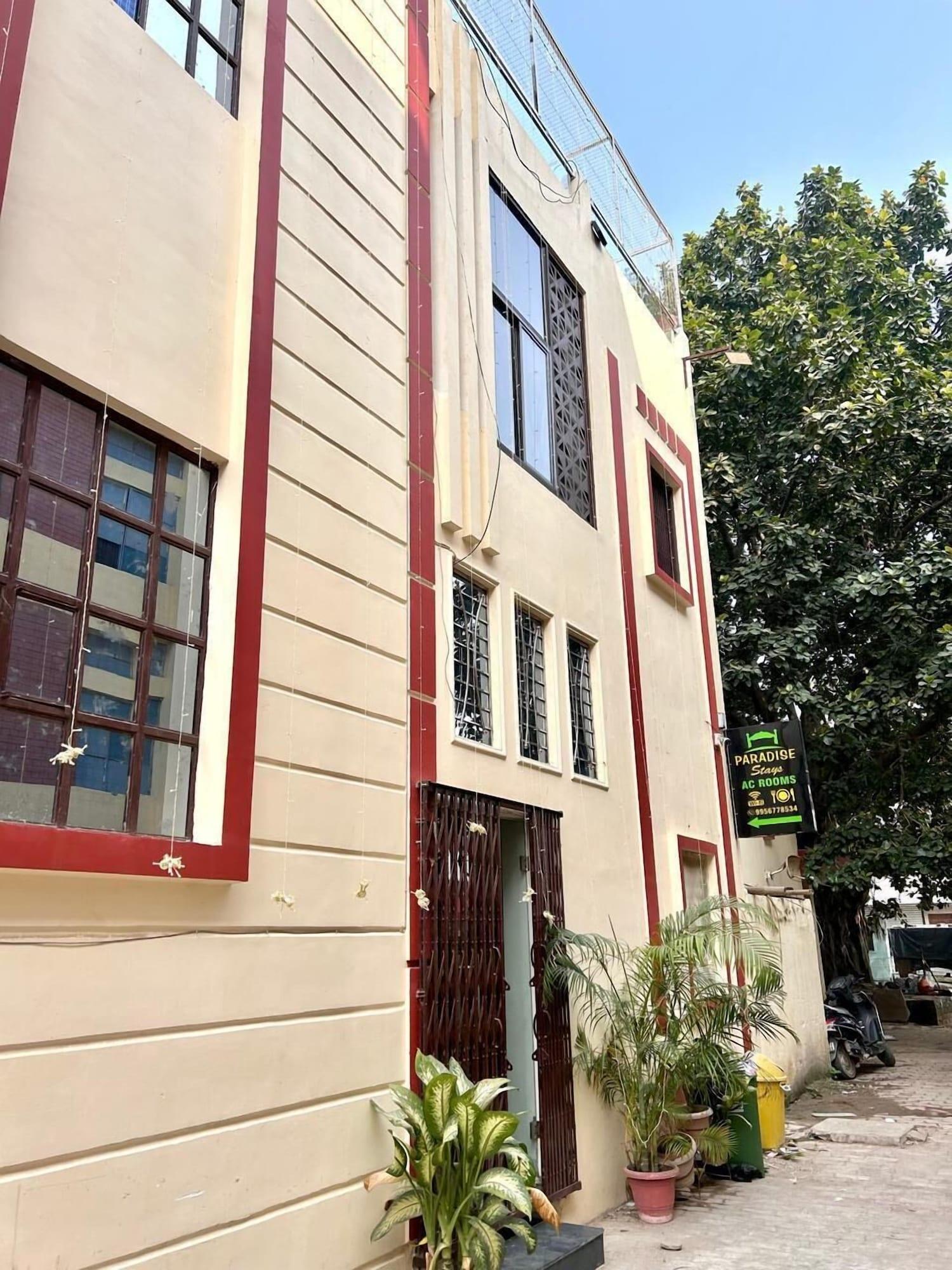 Vista Exterior Paradise Stays