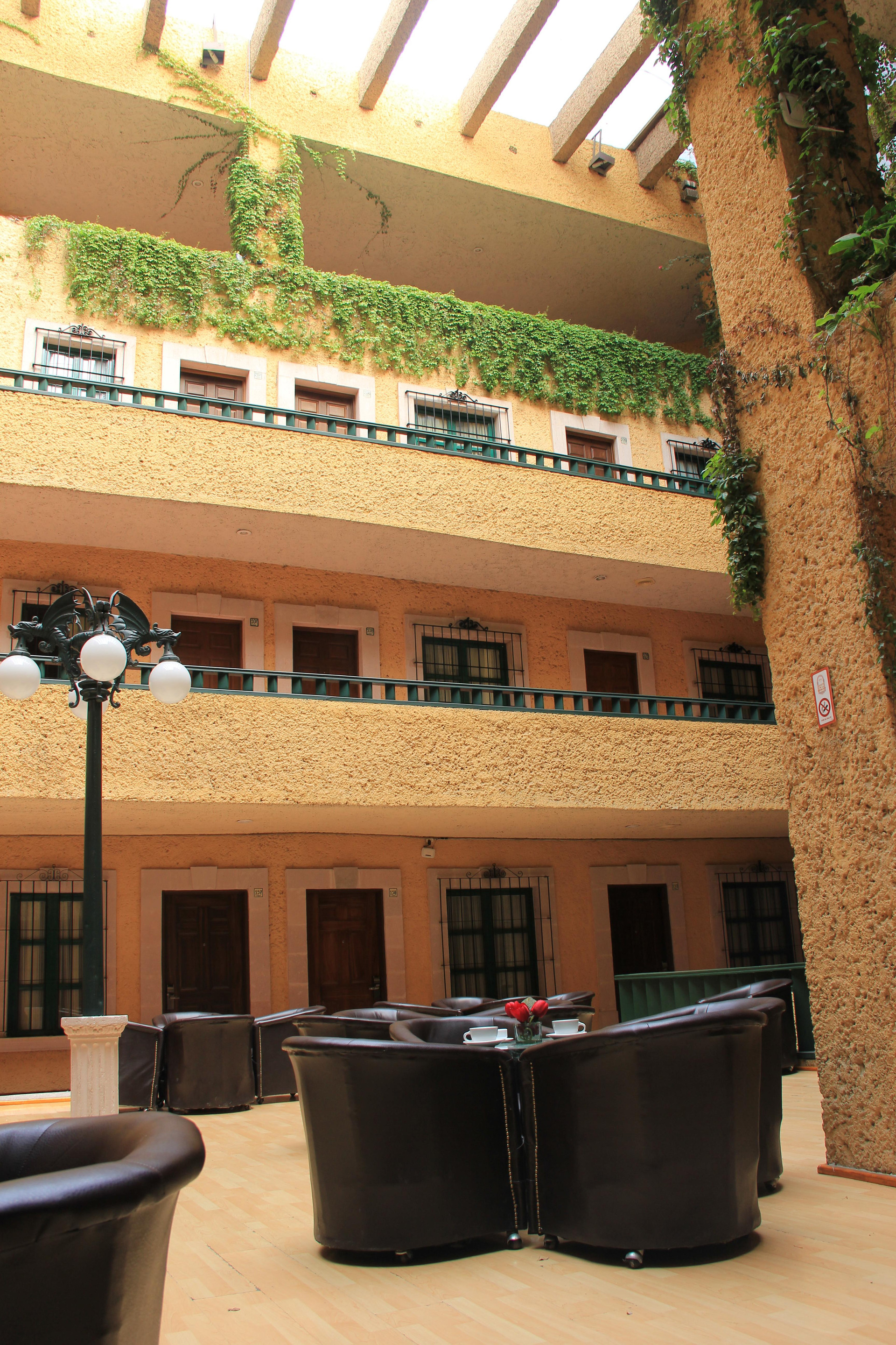 Vista Exterior Hotel Mesón de la Merced