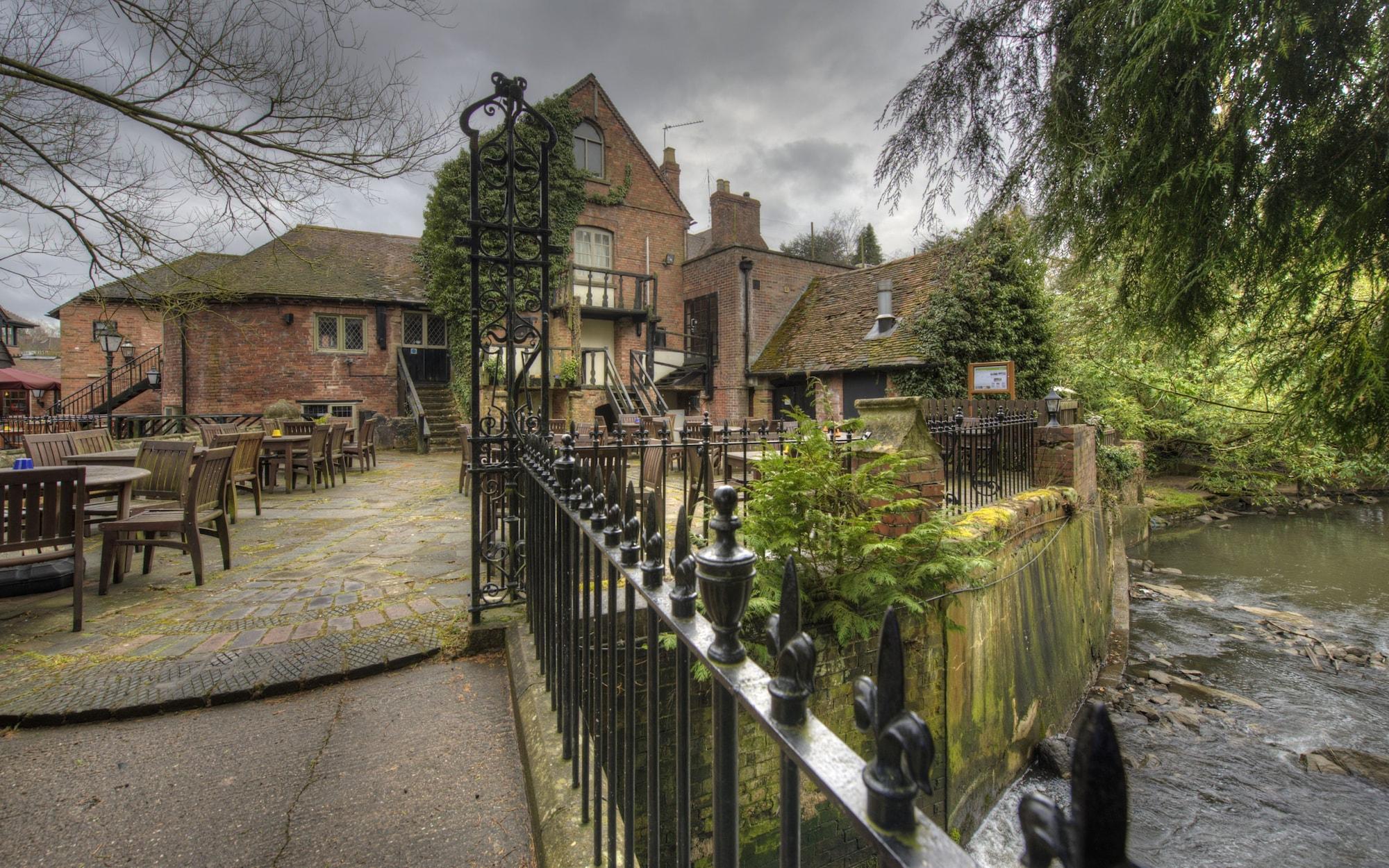 Vista Exterior The Old Mill by Chef and Brewer Collection