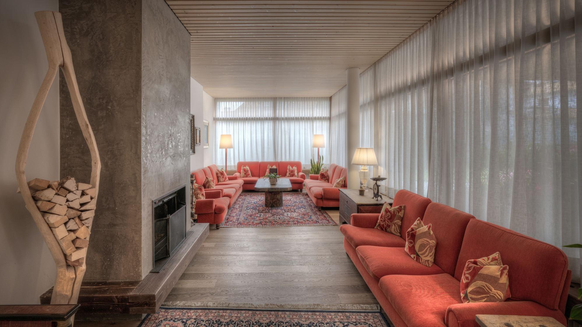 Vista Lobby Il Tyrol