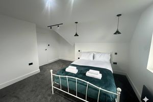 Alquiler Vacacional - Dippen Hall Charm - Minutes From London Gatwick