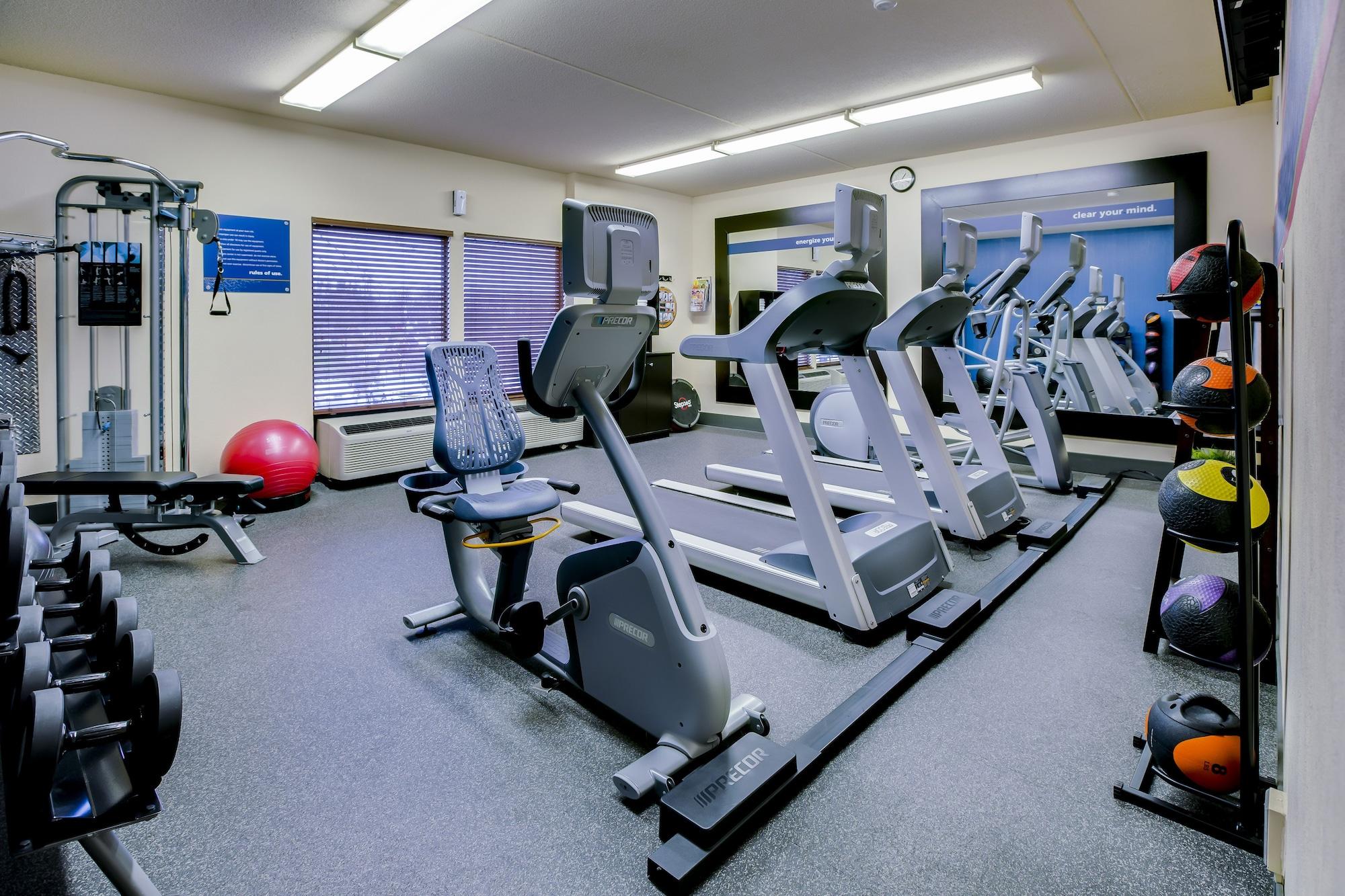 Gimnasio Hampton Inn Pittsburgh-Airport
