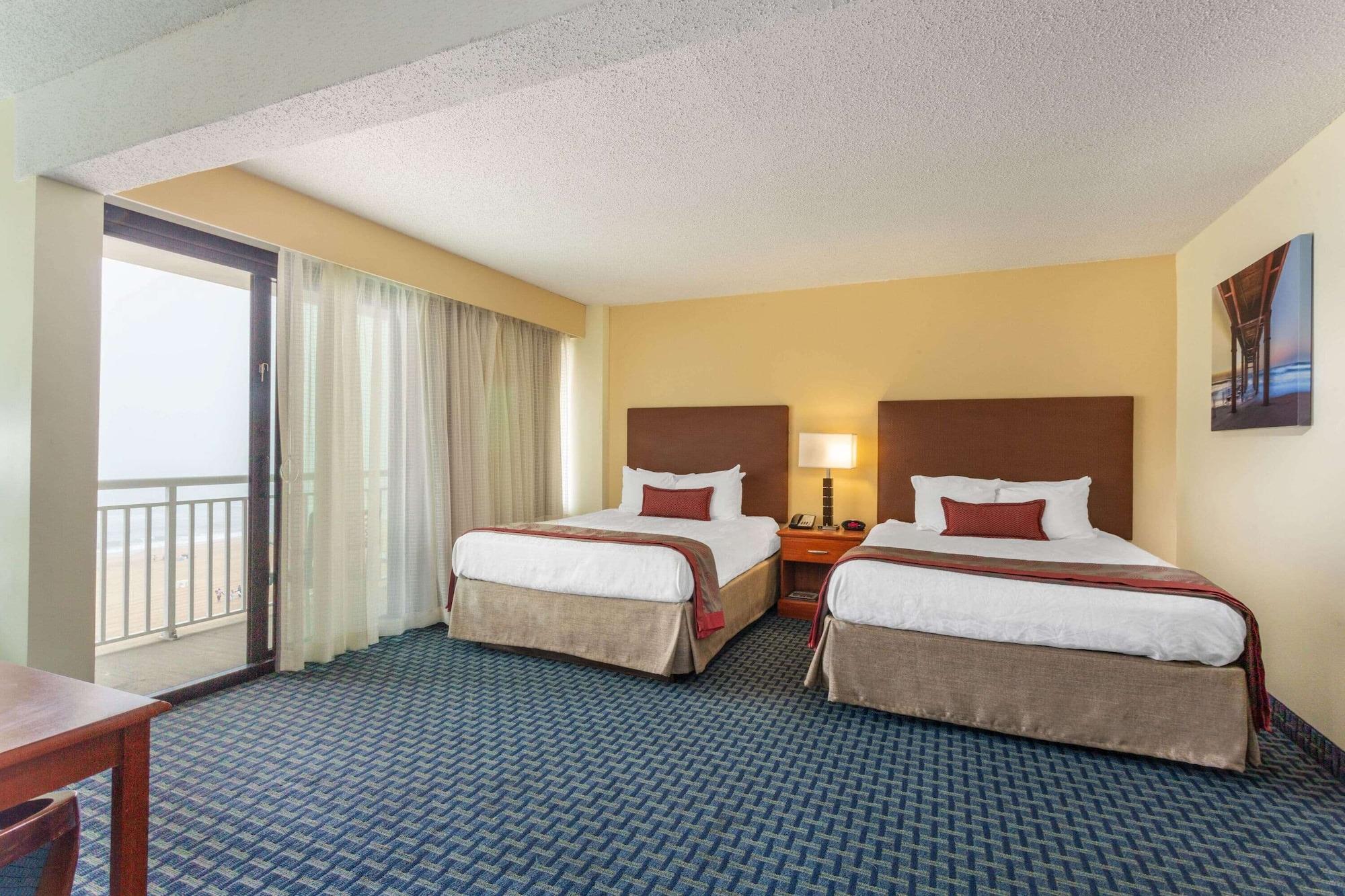 Habitación Ramada Plaza by Wyndham Virginia Beach Oceanfront