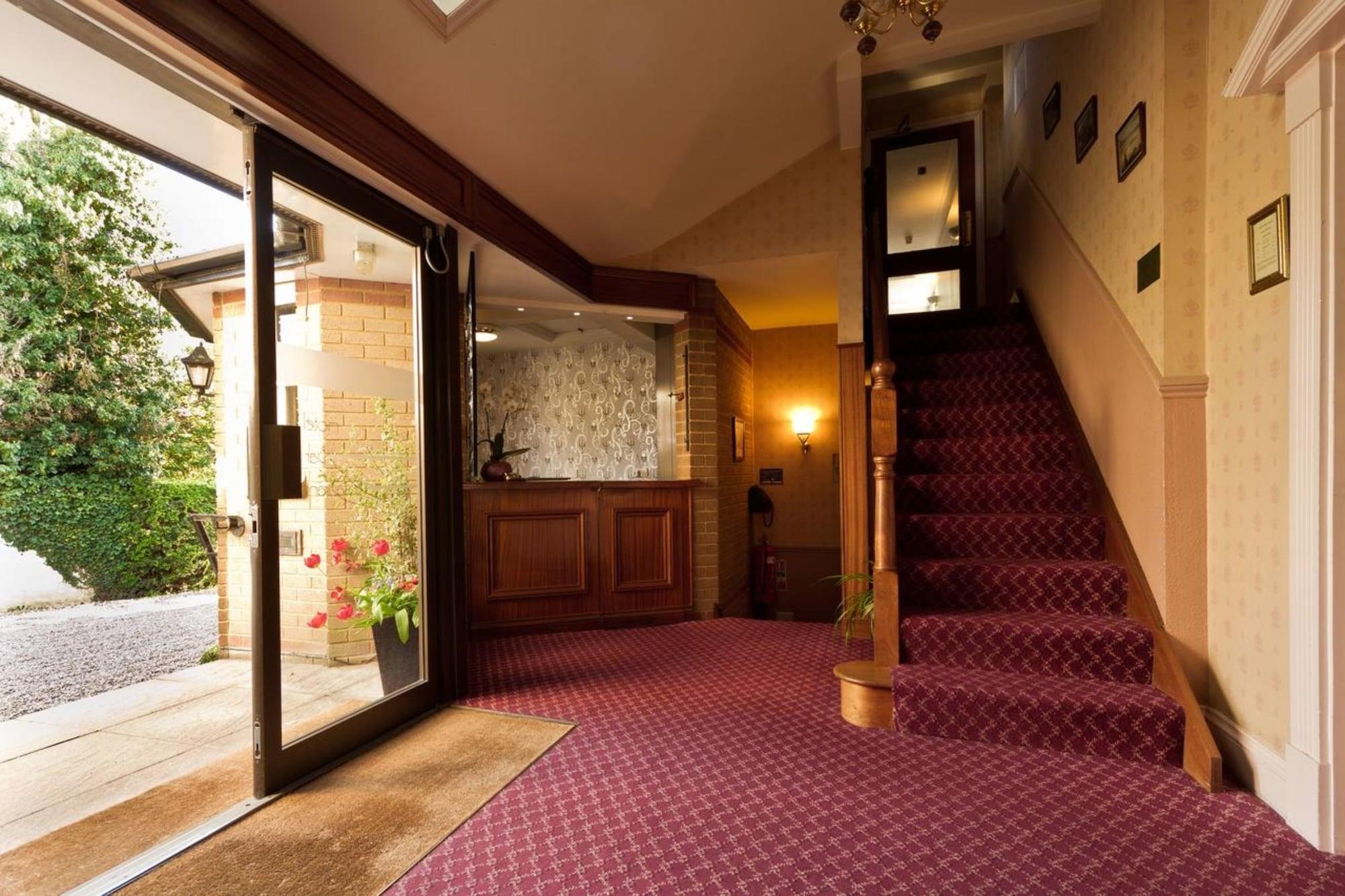 Vista Lobby Stuart House Hotel