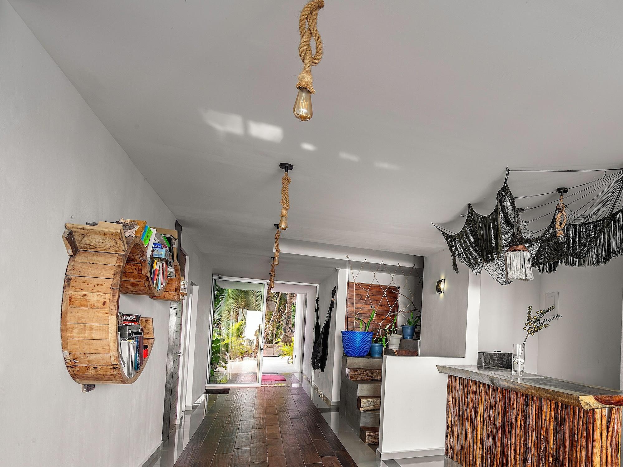 Vista Lobby Angelina 28 Beachfront and Family Apartments - Modern and Relaxing Long Stays (20 min from Cancun Airport)