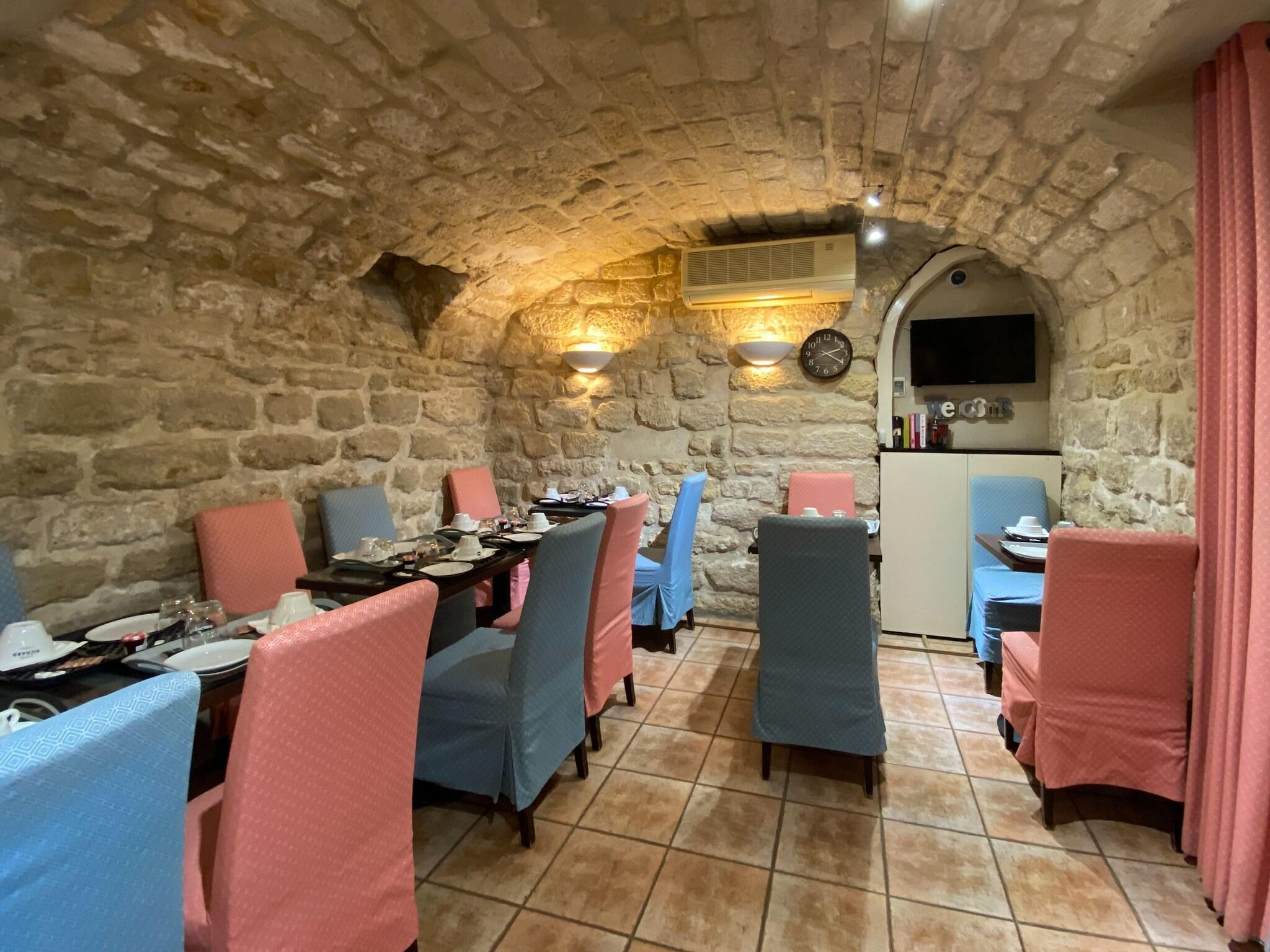 Restaurant Austin's Saint Lazare Hotel