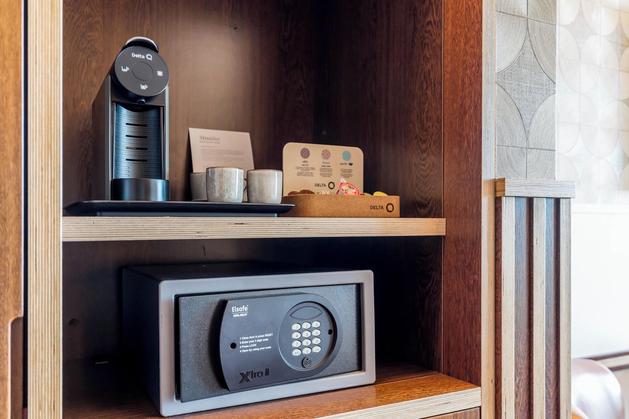 Habitación Wine & Books by the Sea, Algarve Resort