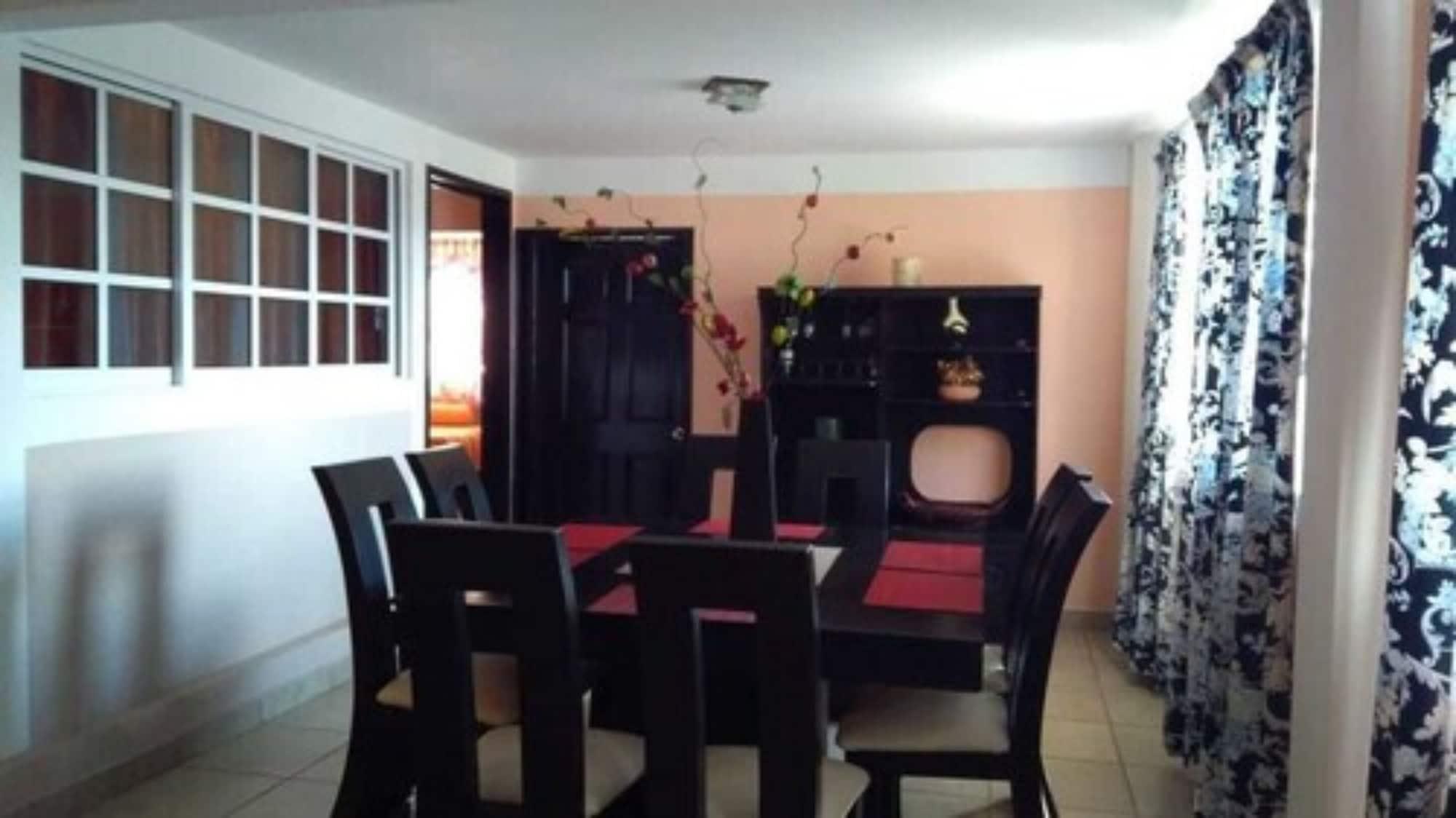 Equipamiento de Habitación Villa Victoria Pirámides