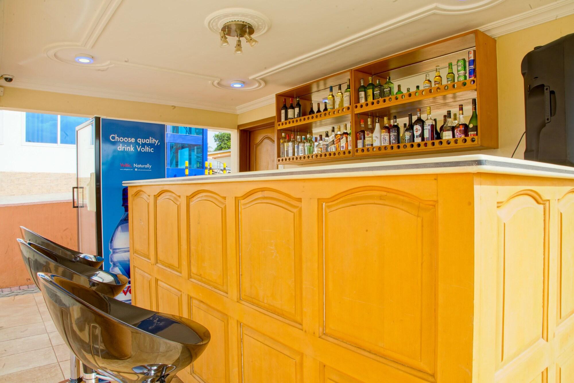 Bar/Salón Narpo Hotels