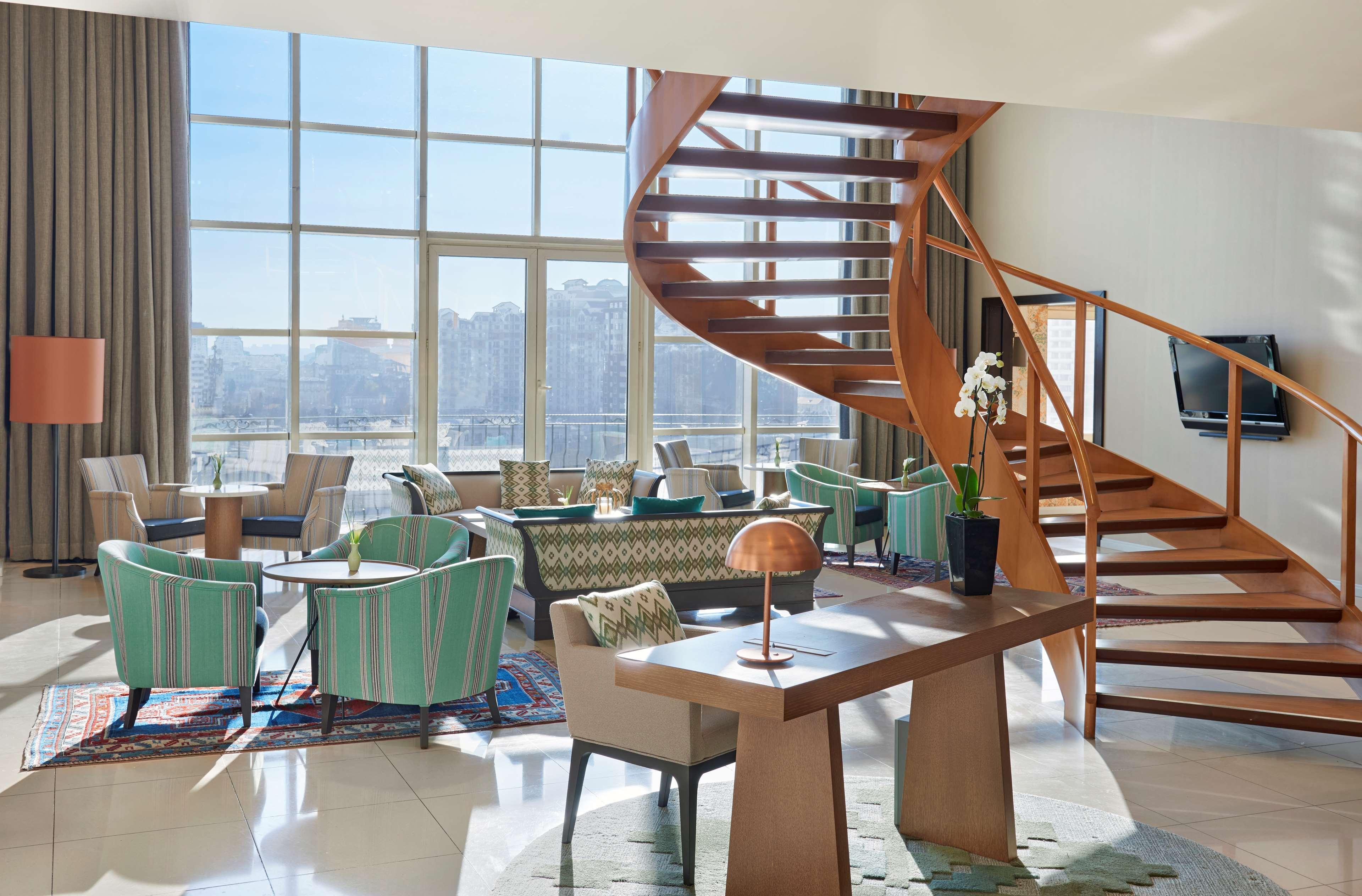 Vista Lobby Hyatt Regency Baku