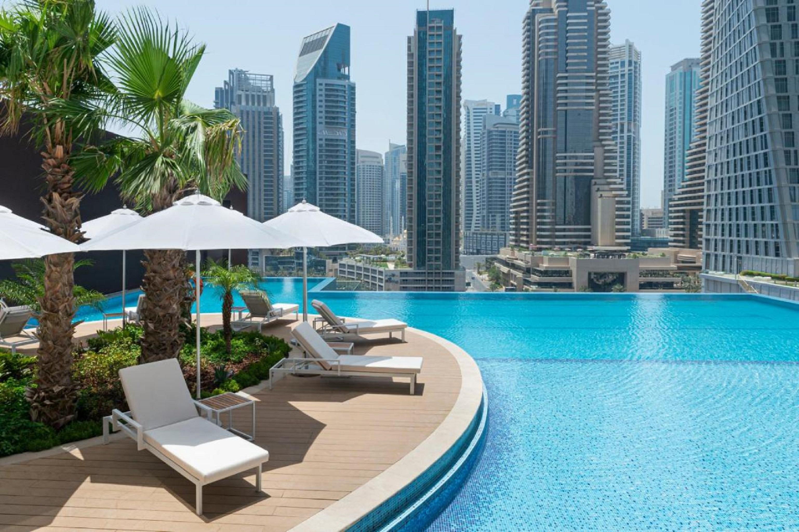 Vista Piscina Jumeirah Living Marina Gate