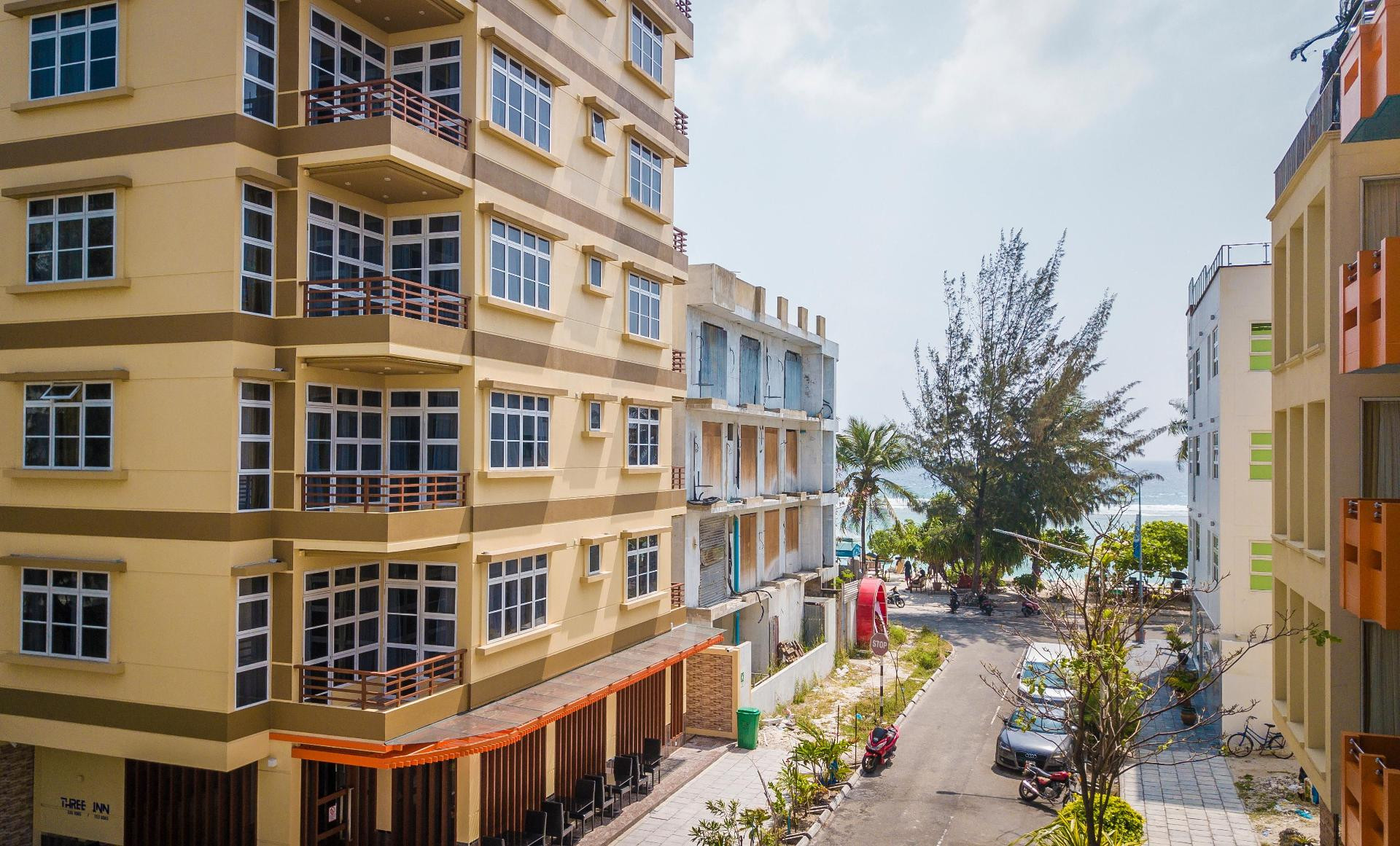 Vista Exterior Three Inn