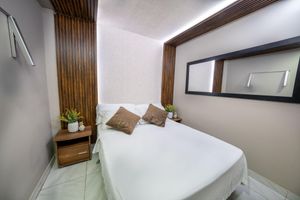 Alquiler Vacacional - 6 Bedroom Apartment with Massive Jacuzzi