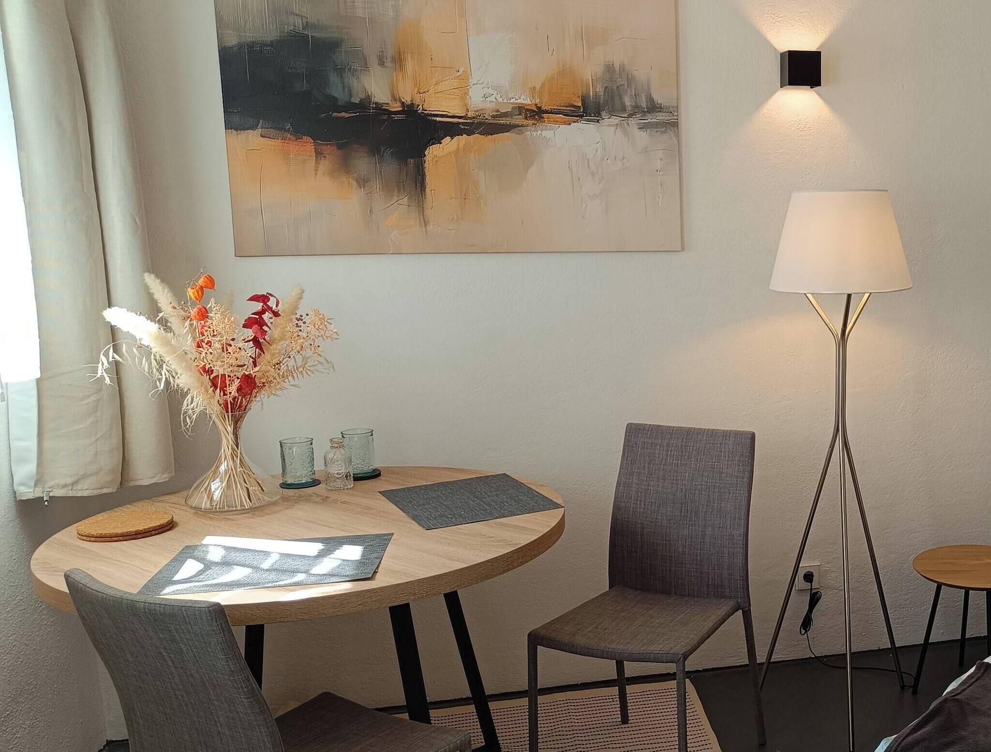 Restaurant Room-cozy Room in Nagold With Private Fa