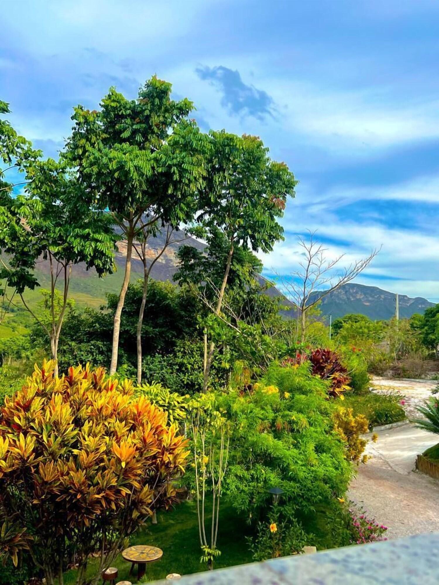 Vista Exterior Pousada Encanto dos Mognos