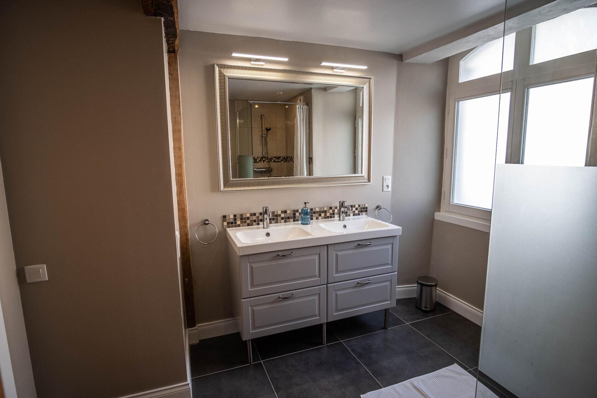 Equipamiento de Habitación Le Closier