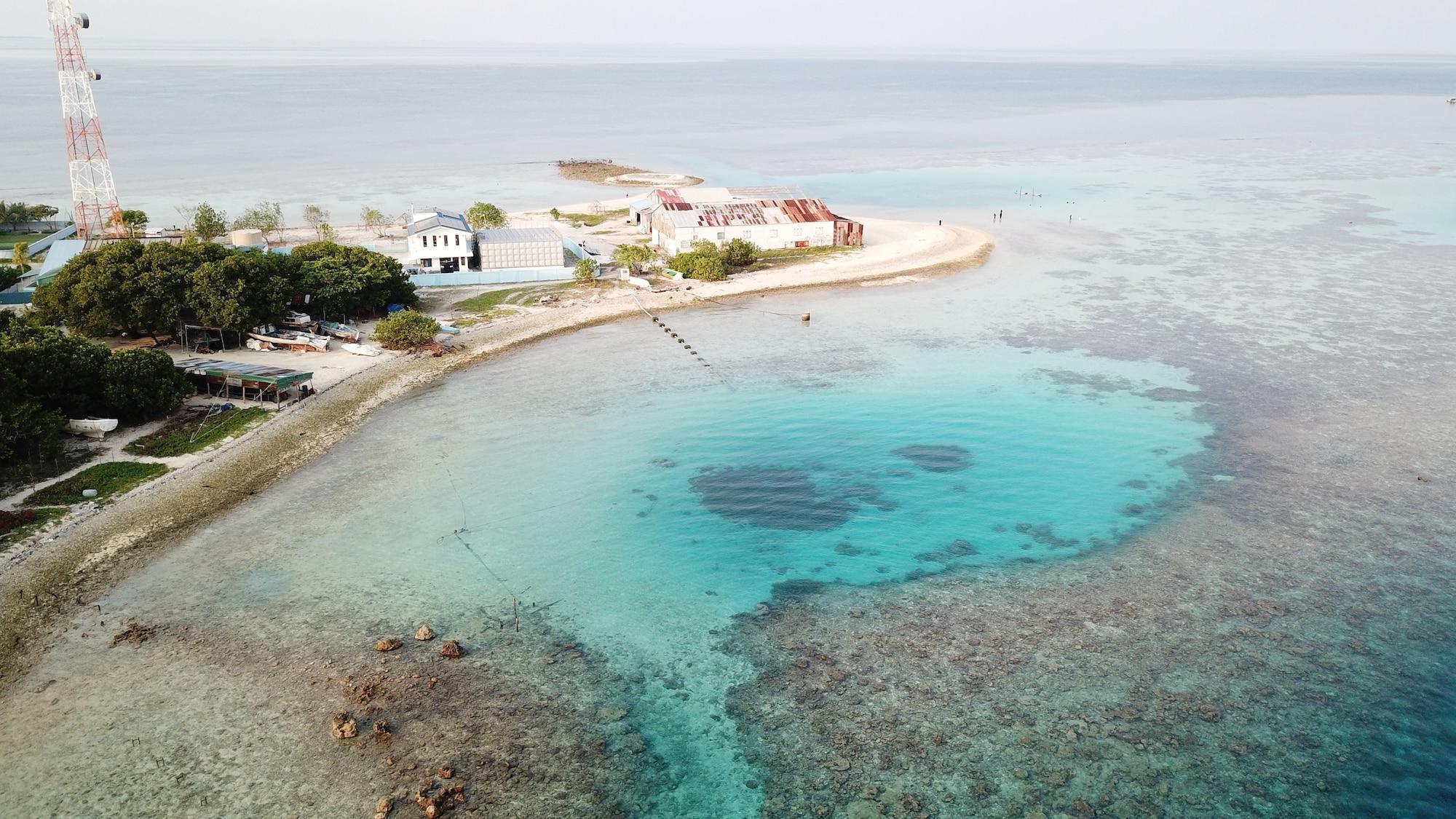 Playa Noovilu Suites Maldives