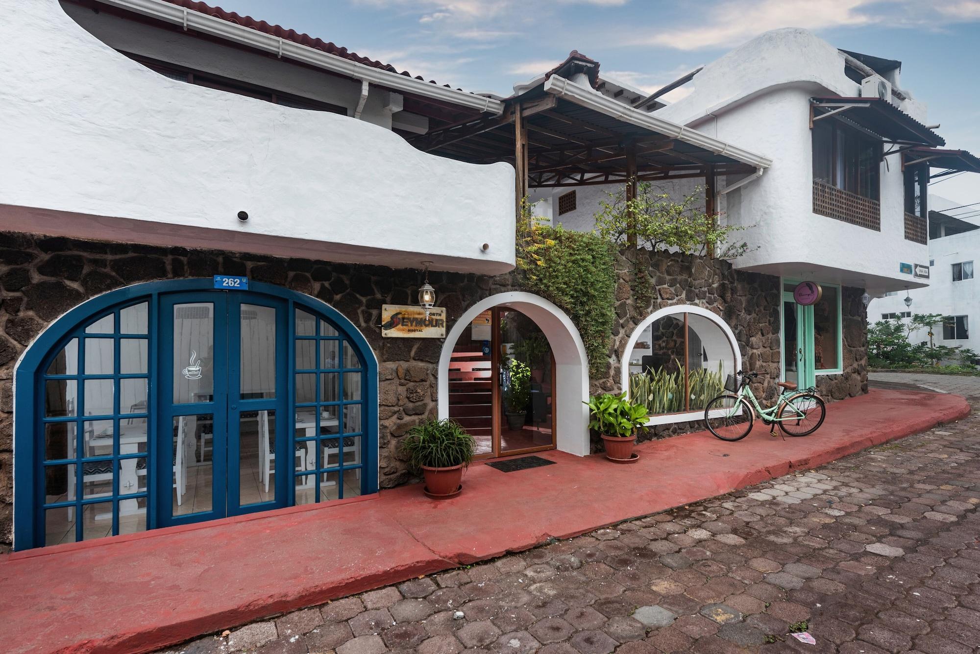 Vista Exterior Hostal North Seymour