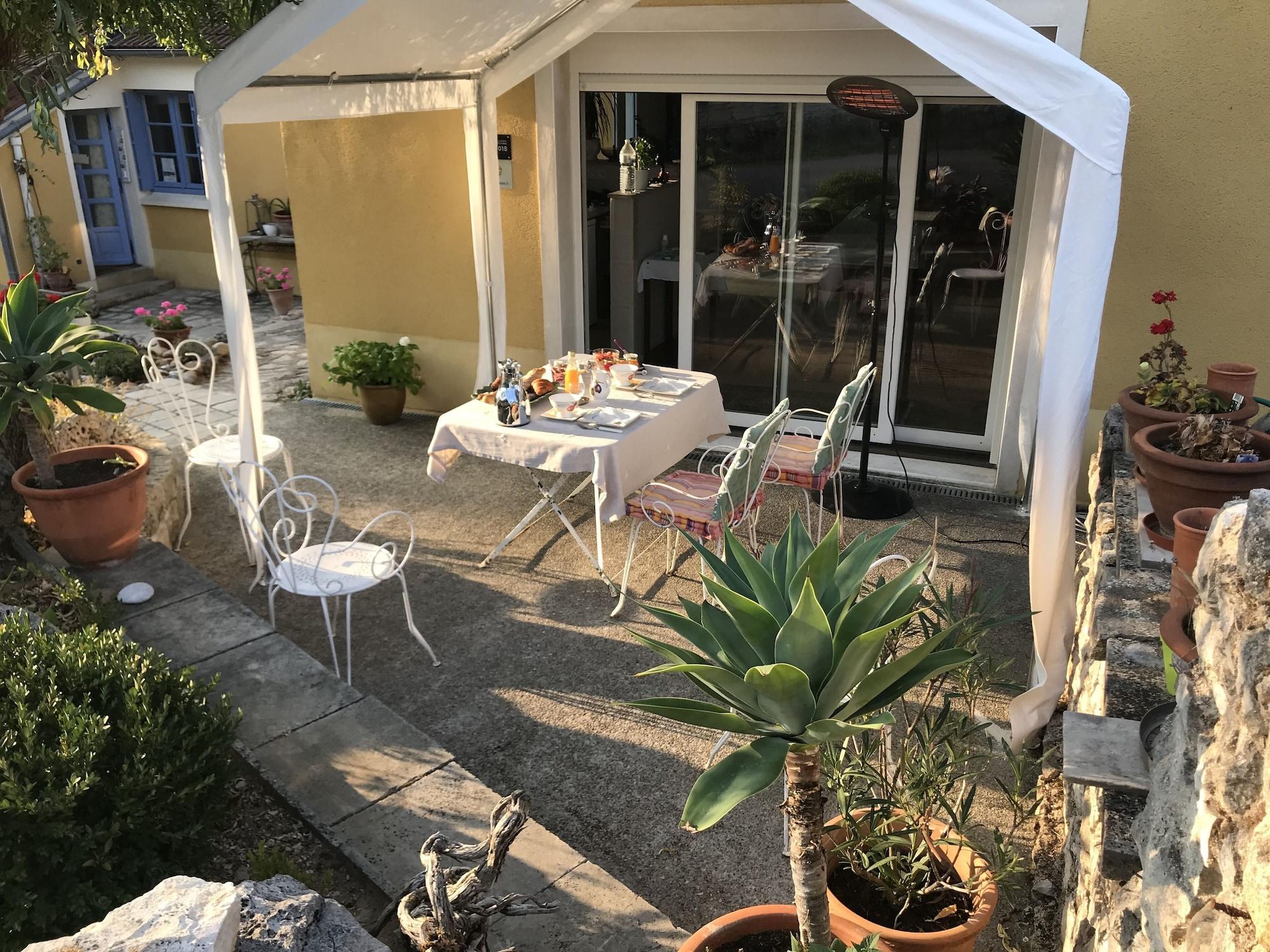 Vista Exterior Chenevieres d'en Haut