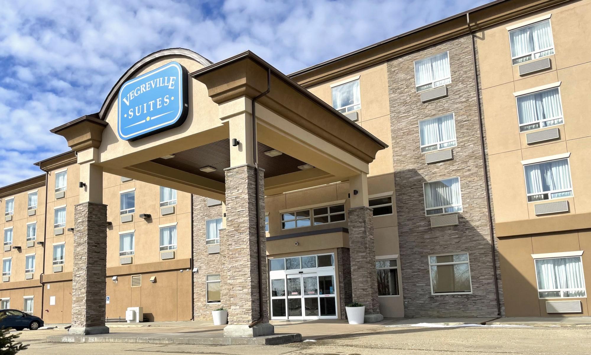 Vista Exterior Vegreville Suites