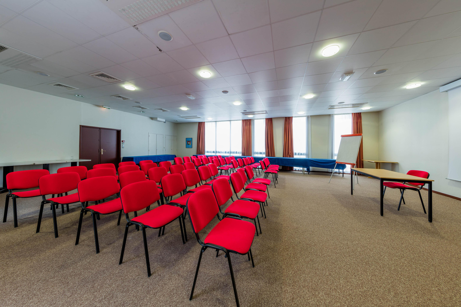 Sala de Reuniones Noemys Néris Montluçon