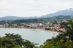 Paquete - Decameron Los Cocos Guayabitos, Ramada All-Inclusive Resort