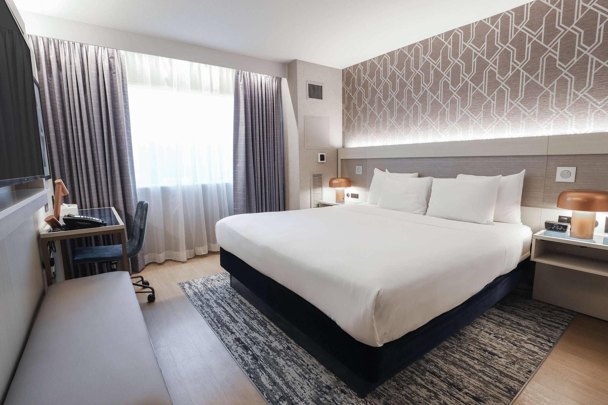 Habitación Radisson Plaza Hotel at Kalamazoo Center