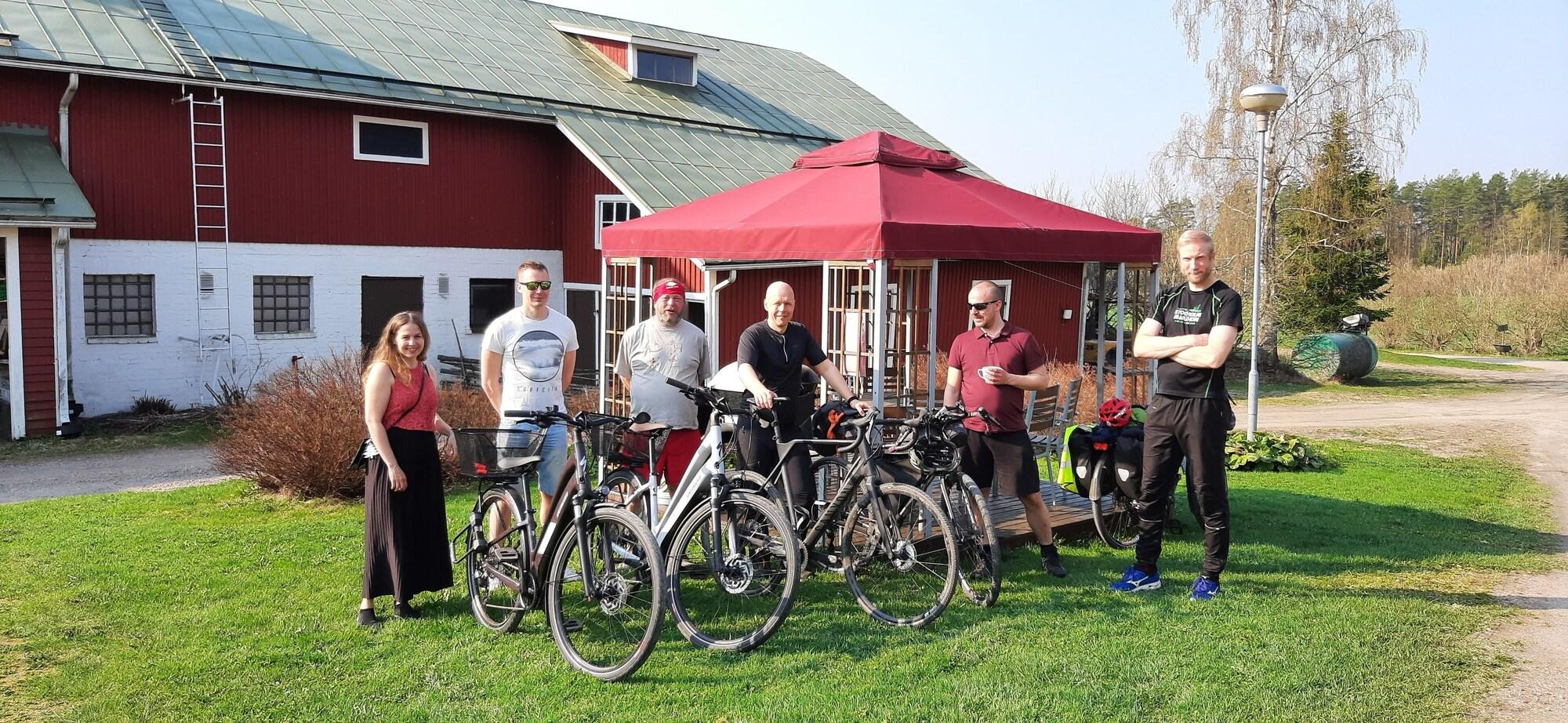 Varios Tuukkalan tila B & B