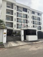 Alojamiento - THE THRIBEKA INTERNATIONAL HOTEL