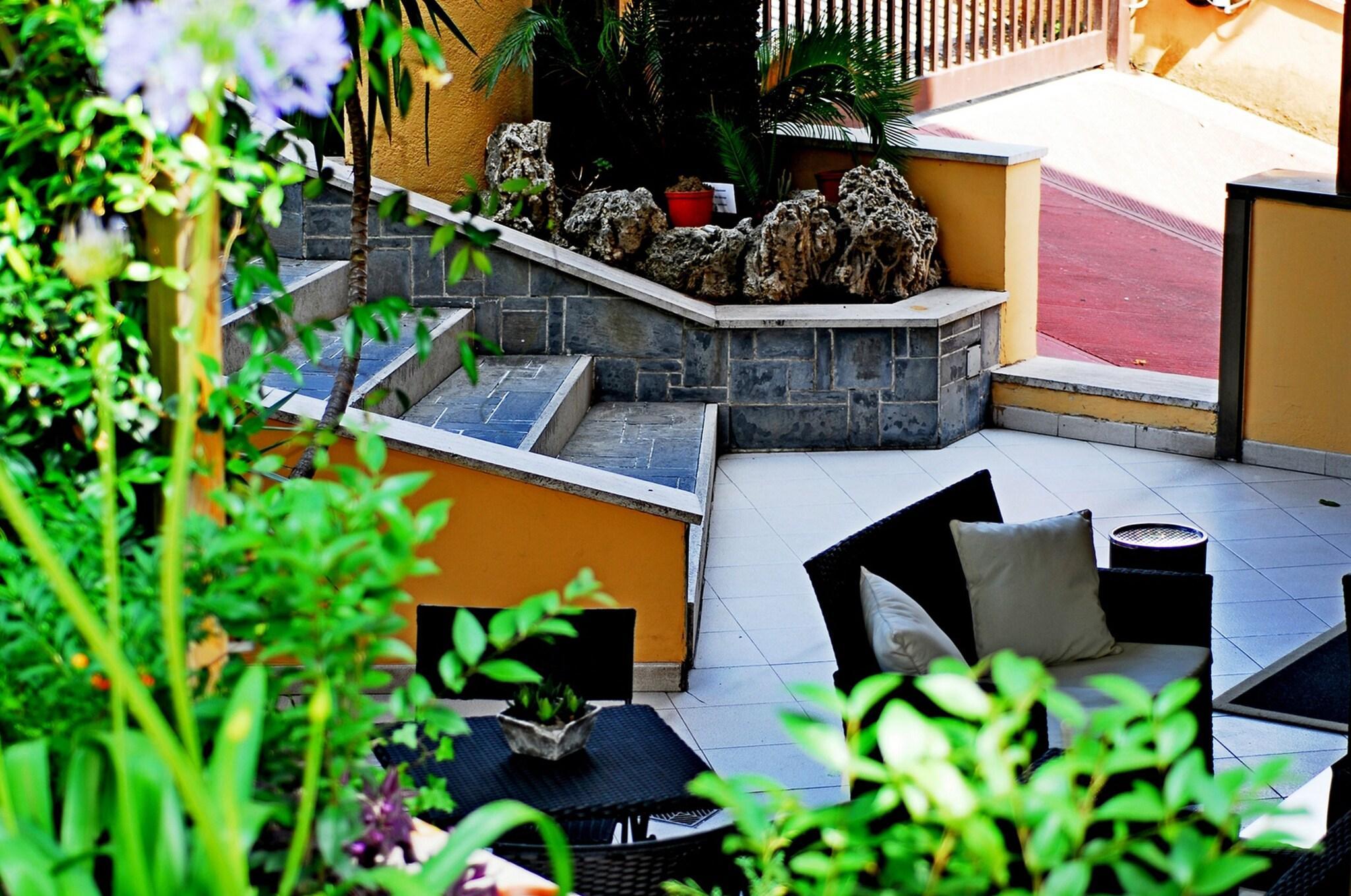 Vista Exterior Hotel Desiderio