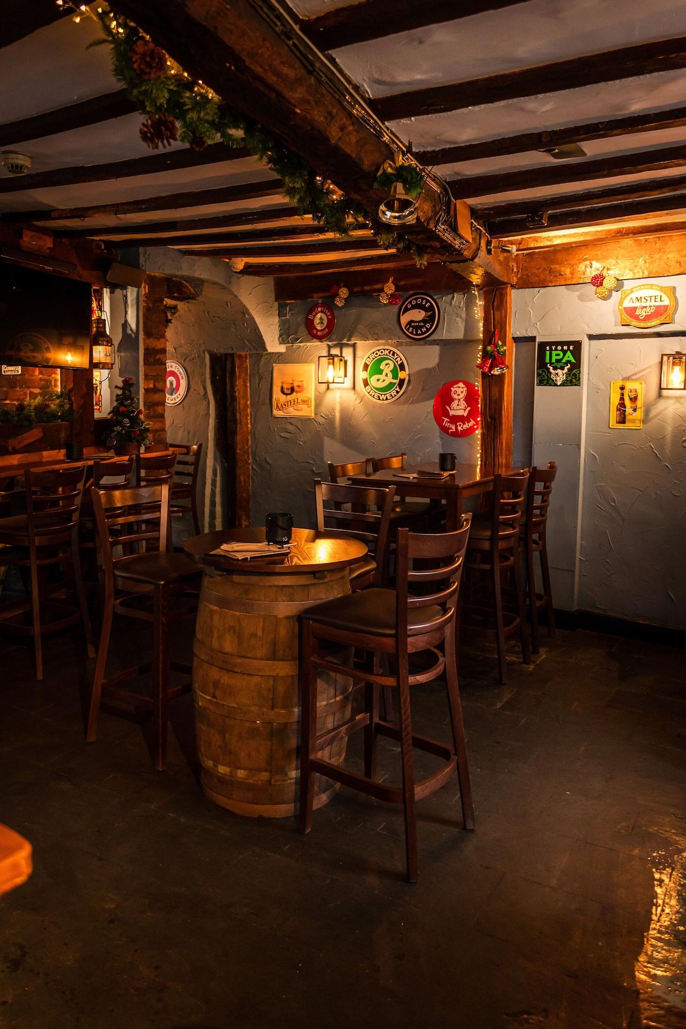 Bar/Salón Cromwell's Tap House